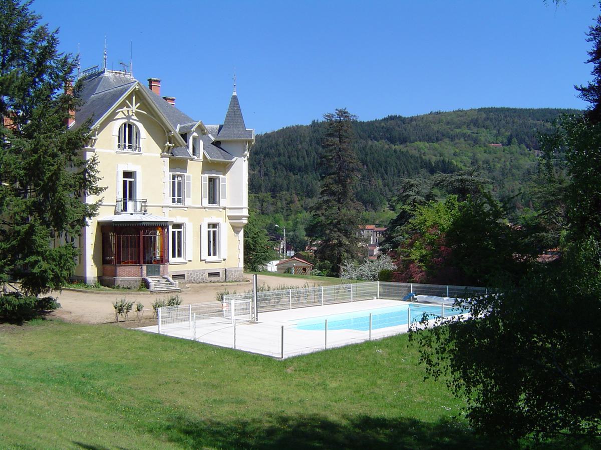 Les Chalets Du Domaine Des Soyeux Saint-Julien-Molin-Molette Zewnętrze zdjęcie